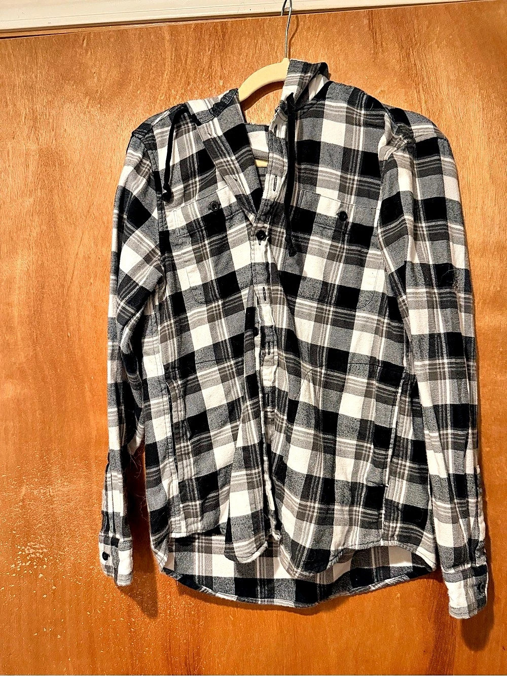 Men’s American Eagle Black & White Plaid Hooded Shirt